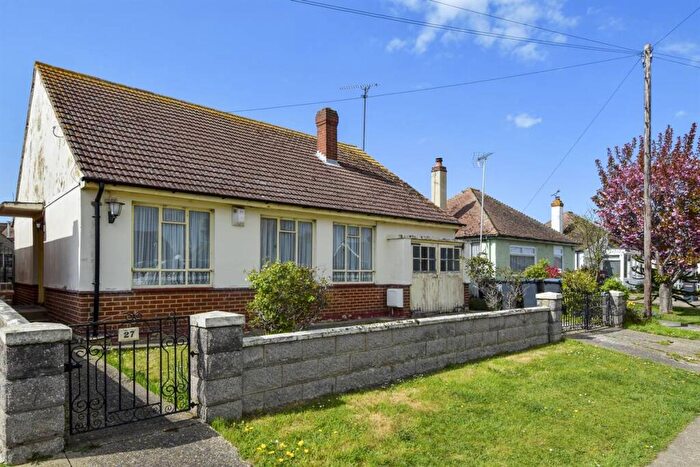 3 Bedroom Detached Bungalow For Sale In Talbot Avenue, Herne Bay, CT6