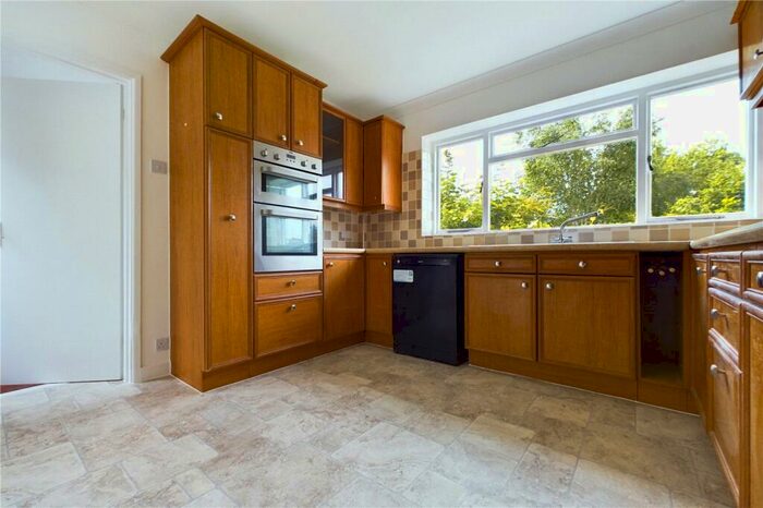 4 Bedroom Detached House For Sale In Station Road, Woolhampton, Reading, Berkshire, RG7