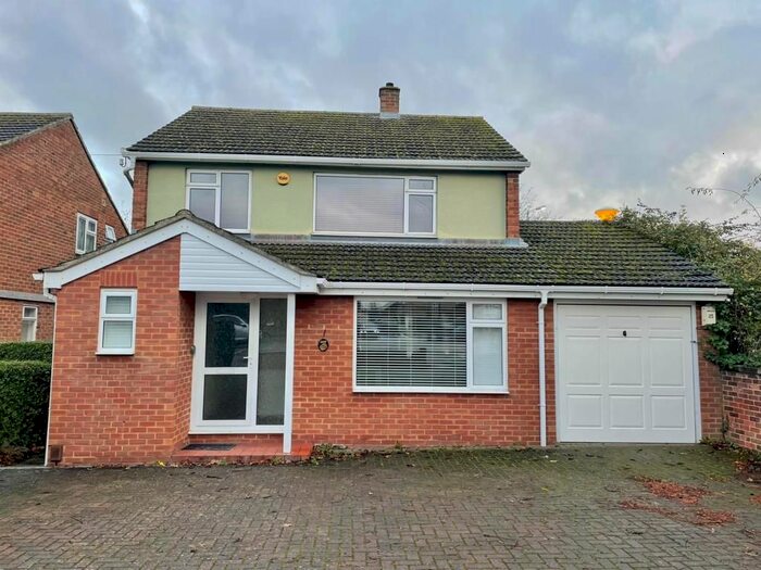 3 Bedroom Detached House To Rent In Kidlington, Oxfordshire, OX5