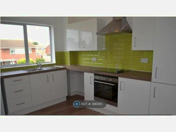 2 Bedroom Flat To Rent In Stoneleigh Court, Peterborough, PE3