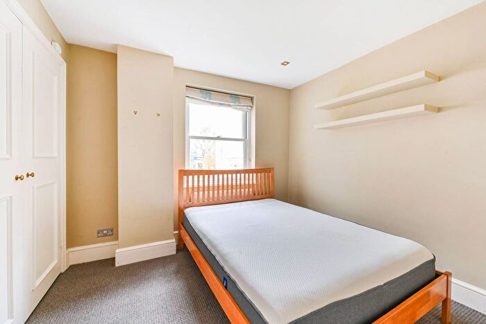 1 Bedroom Flat For Sale In Warrington Gardens, Little Venice, London, W9
