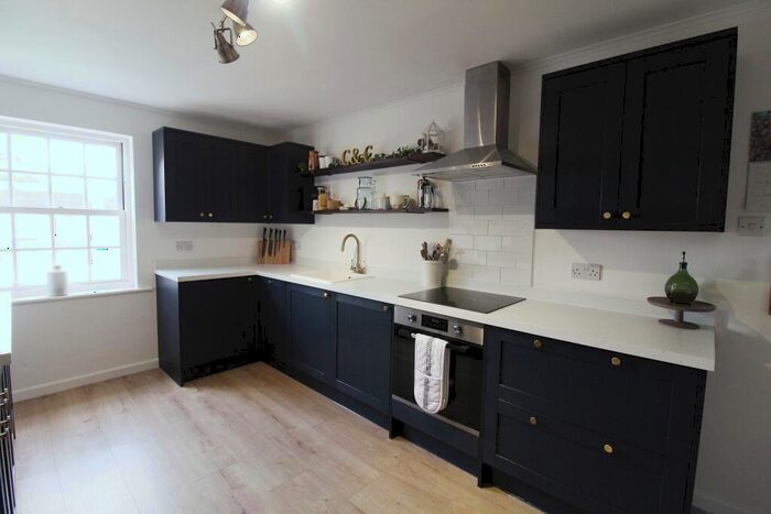 2 Bedroom Apartment For Sale In Ipswich Road, Diss, IP21