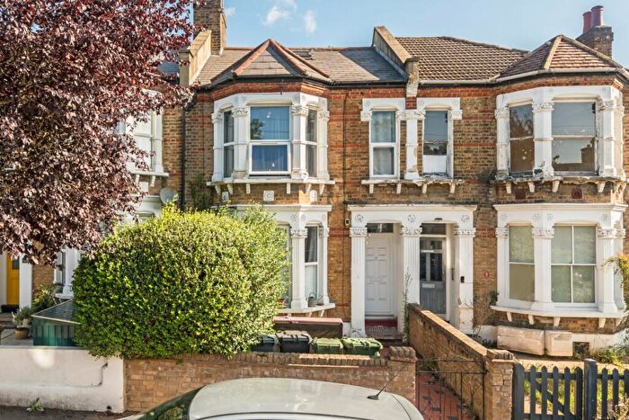 1 Bedroom Apartment To Rent In Whitbread Road, Brockley, SE4