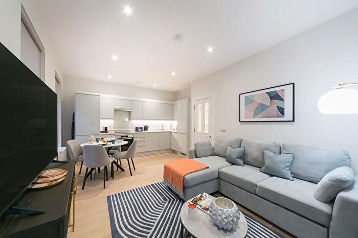 1 Bedroom Flat To Rent In Covent Garden, WC2B