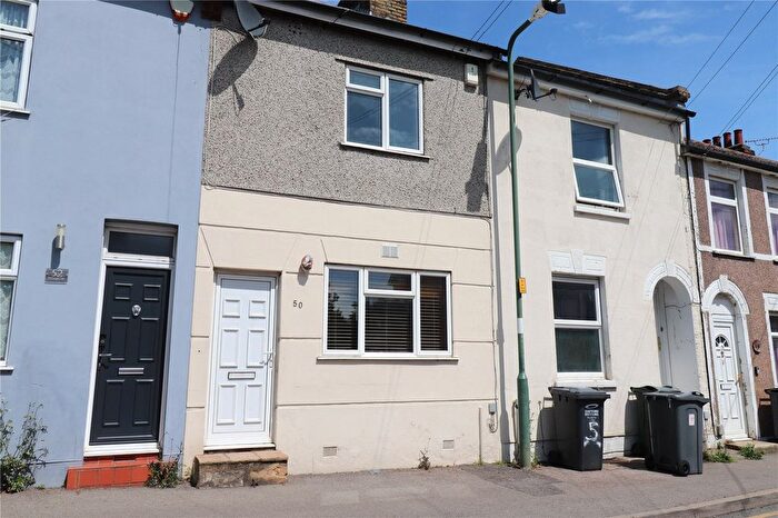 2 Bedroom Terraced House To Rent In Swanscombe Street, Swanscombe, Kent, DA10