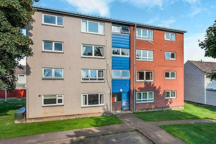 2 Bedroom Flat To Rent In Colonsay Street, Perth, PH1