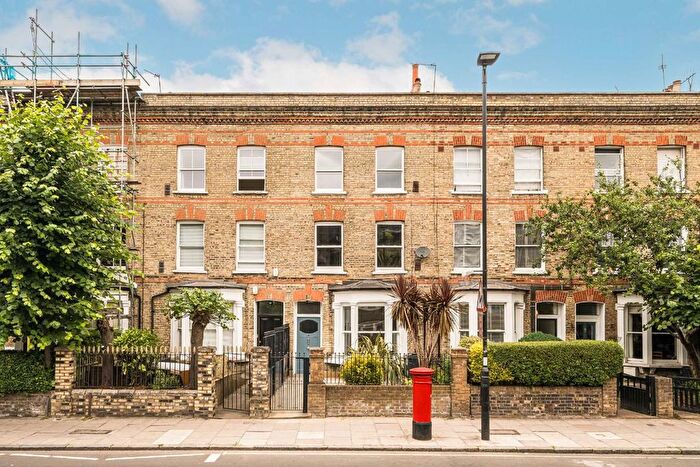 5 Bedroom Property To Rent In St. John's Way, Upper Holloway, N19