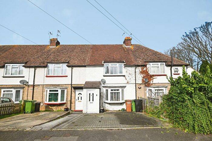 2 Bedroom Terraced House For Sale In Upper Road, Maidstone, Kent, ME15