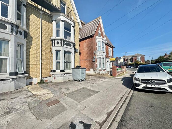 1 Bedroom Flat To Rent In St. Ronans Road, Portsmouth, PO4