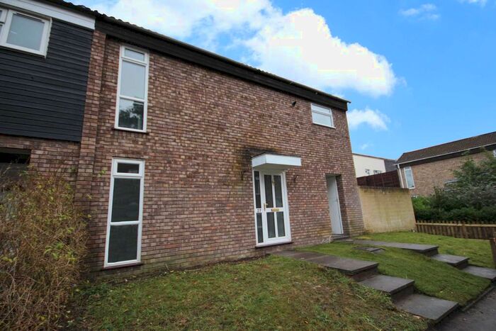 3 Bedroom End Of Terrace House To Rent In Prescott, Bracknell RG12