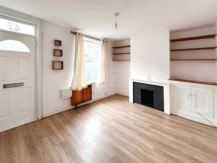 2 Bedroom Terraced House To Rent In Gladstone Street, Loughborough, LE11