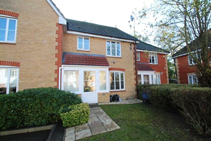 3 Bedroom Terraced House To Rent In St. James Gardens, Romford, London, RM6