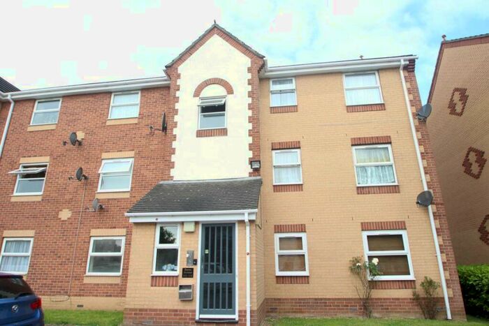 1 Bedroom Flat To Rent In Burns Ave Chadwell Heath, RM6