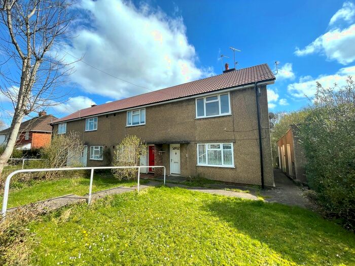 2 Bedroom Flat To Rent In Trecastle Avenue, Llanishen, Cardiff, CF14