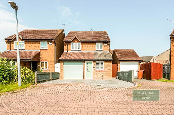 3 Bedroom Detached House For Sale In Nelson Way, Laceby Acres, Grimsby, DN34