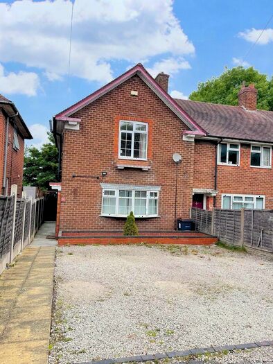 3 Bedroom End Of Terrace House To Rent In Kemberton Road, Birmingham, B29