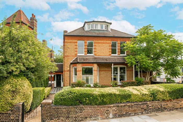 2 Bedroom Flat For Sale In Carleton Road, Tufnell Park, N7