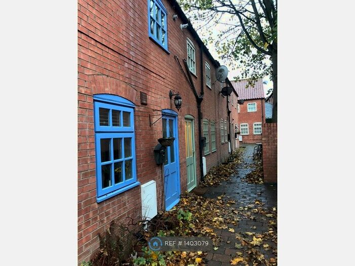 2 Bedroom Terraced House To Rent In Loveridge Mews, Newark, NG24