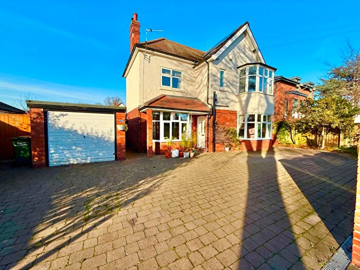 3 Bedroom Detached House For Sale In Nettleham Road, Lincoln, LN2