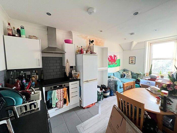 1 Bedroom Flat To Rent In Portswood Road, Southampton, SO17