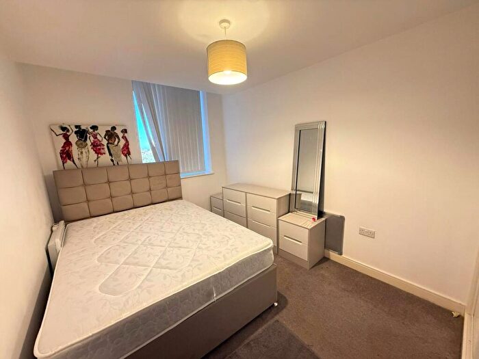 2 Bedroom Apartment To Rent In Broadway Residences, Broad Street, Birmingham, West Midlands, B15