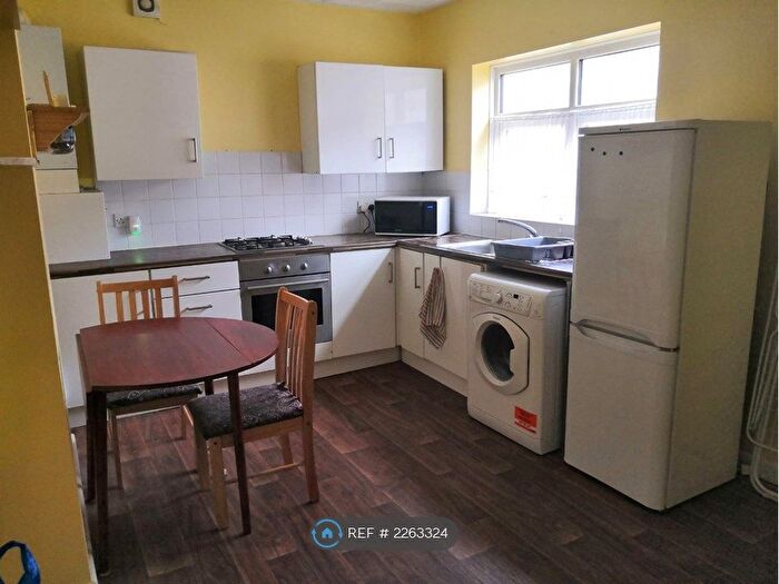 1 Bedroom Flat To Rent In St. Andrews Road, Southsea, PO5