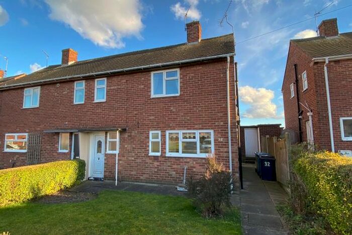 2 Bedroom Semi-Detached House To Rent In Manor Drive, Brimington, Chesterfield S43