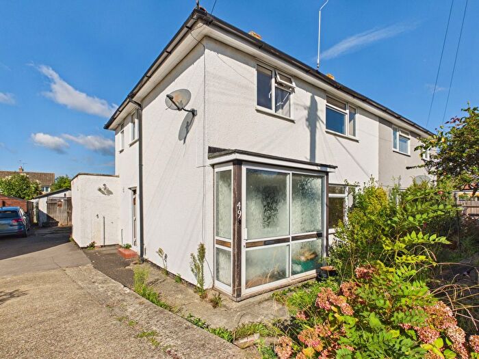 3 Bedroom Semi Detached House For Sale In Knight Road, Tonbridge, TN10