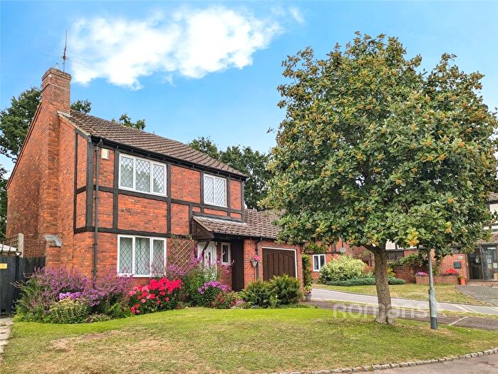 4 Bedroom Detached House For Sale In Basil Close, Earley, Reading, RG6