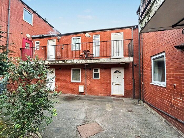 2 Bedroom Flat For Sale In Westfield Court, Westfield Road, Leeds, West Yorkshire, LS3