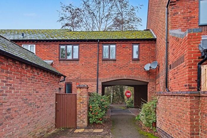 1 Bedroom Apartment To Rent In Dale Close, Central Oxford, OX1