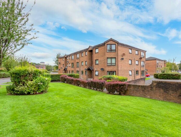 1 Bedroom Flat To Rent In Castle Gait, Paisley, Renfrewshire, PA1