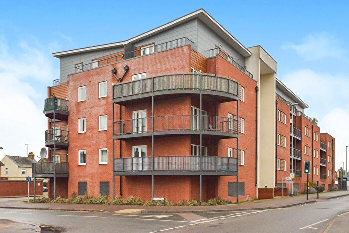 2 Bedroom Flat To Rent In Princes Way, Milton Keynes, MK2