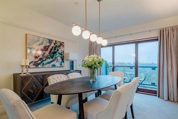 5 Bedroom Property To Rent In Park Road, London, NW8