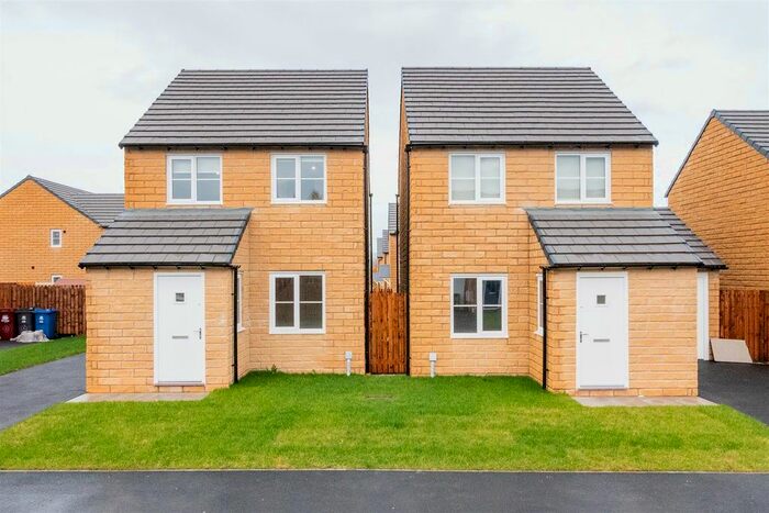 3 Bedroom Detached House To Rent In Willows Park, Accrington, BB5