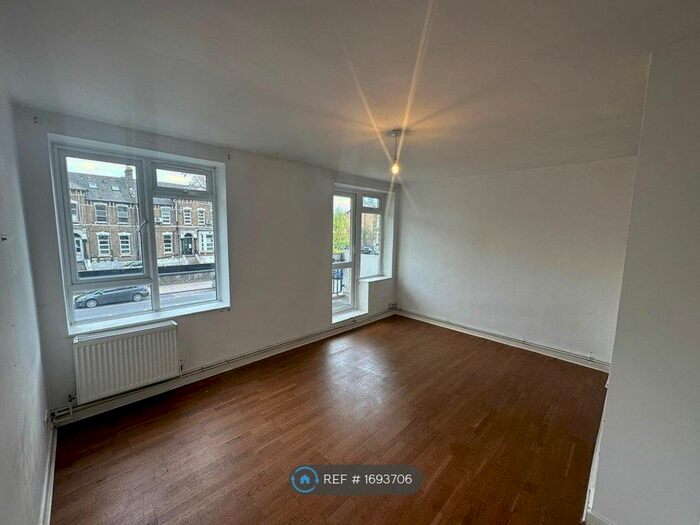 1 Bedroom Flat To Rent In Goodrich House, London, N16