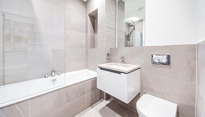 1 Bedroom Flat To Rent In Rainville Road, London, W6