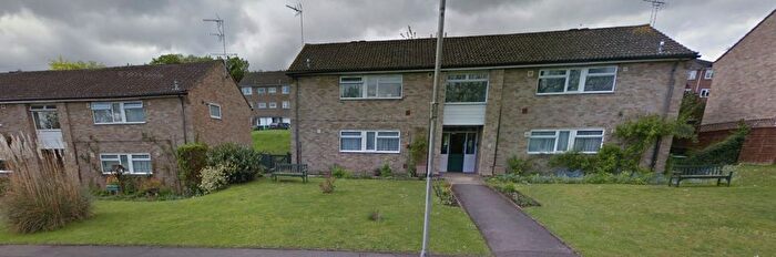 1 Bedroom Flat To Rent In Lister Close, Reading, RG8