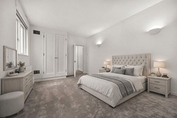 2 Bedroom Flat To Rent In Gloucester Place, Marylebone, W1U