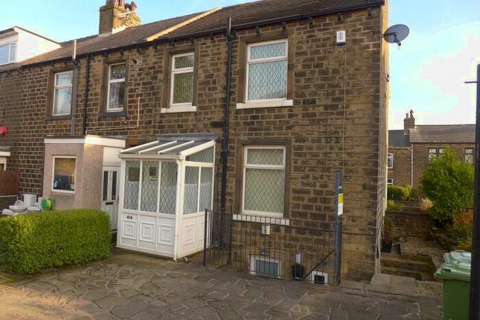 Studio To Rent In A Blackmoorfoot Road, Crosland Moor, Huddersfield, HD4