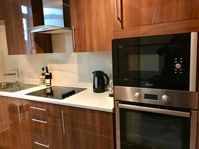 2 Bedroom Flat For Sale In Union Grove, Aberdeen, AB10
