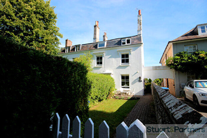 3 Bedroom End Of Terrace House To Rent In Hassocks Road, Hurstpierpoint, BN6
