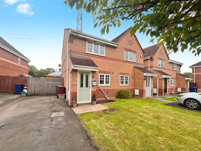 2 Bedroom Semi-Detached House For Sale In Cloughfield, Penwortham, PR1