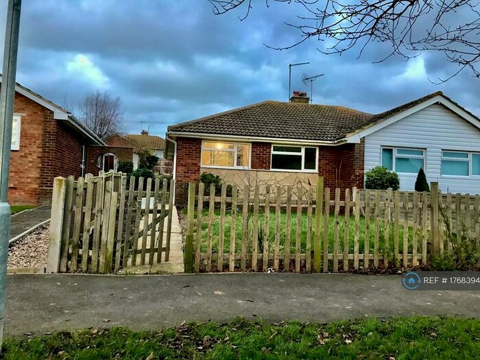 2 Bedroom Bungalow To Rent In Woodrow Chase, Herne Bay, CT6