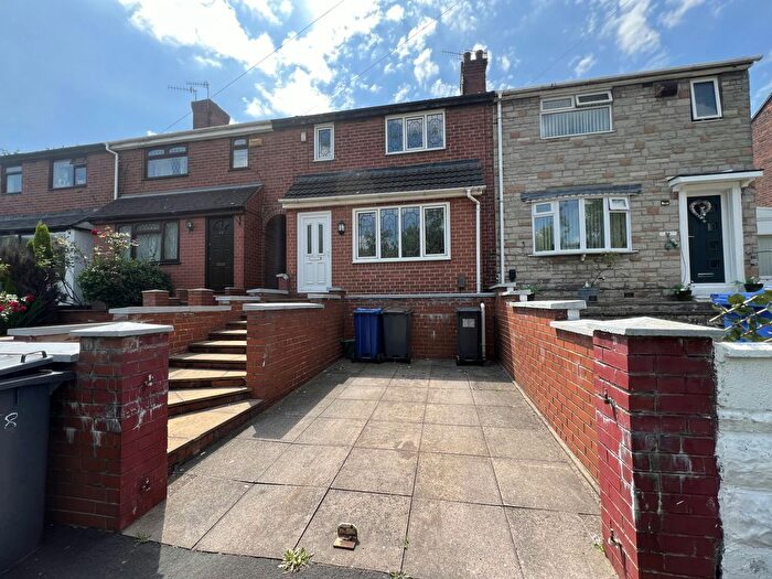 Town House To Rent In Orford Street, Newcastle, ST5