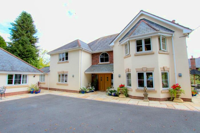 5 Bedroom Detached House To Rent In West Hill, Ottery St. Mary, EX11