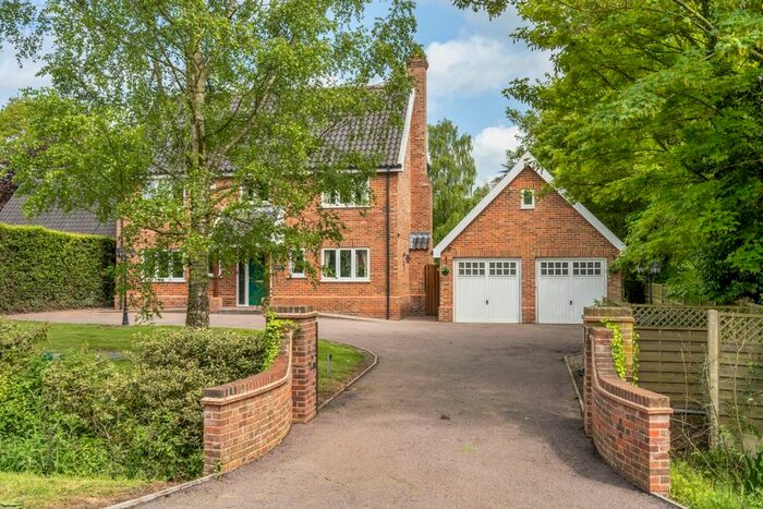 4 Bedroom Detached House For Sale In Flaxlands Road, Carleton Rode, Norwich, NR16