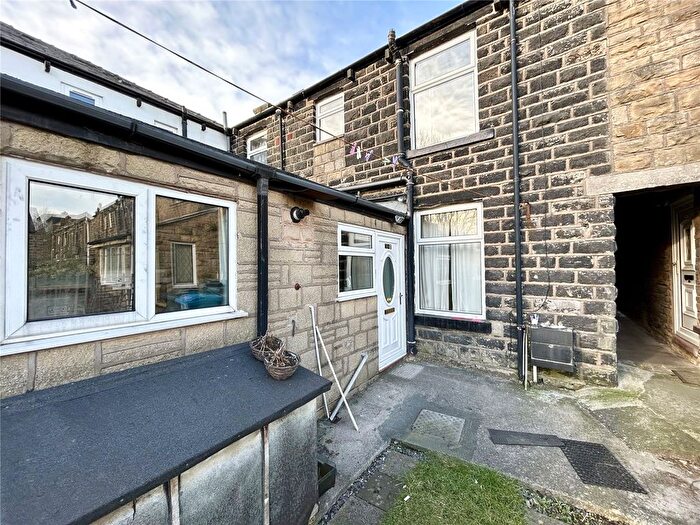 3 Bedroom Terraced House For Sale In Chew Valley Road, Greenfield, Saddleworth, OL3