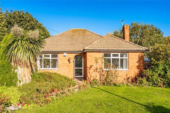2 Bedroom Bungalow For Sale In Cemetery Road, Laceby, Grimsby, Lincolnshire, DN37