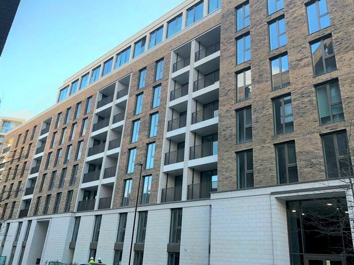 2 Bedroom Apartment To Rent In Commodore House, London, E16